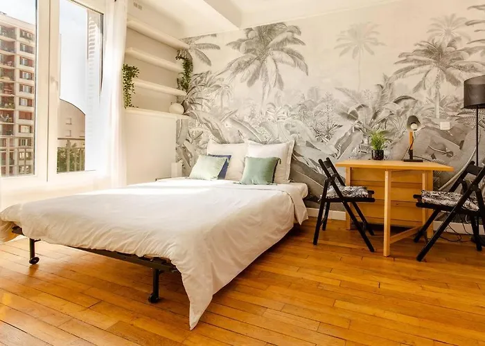 Cozy Near Montmartre Apartman *
